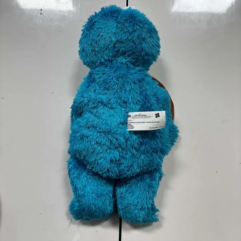 Hasbro Sesame Street 14” Peekaboo Talking Cookie Monster 2020 Plush Toy